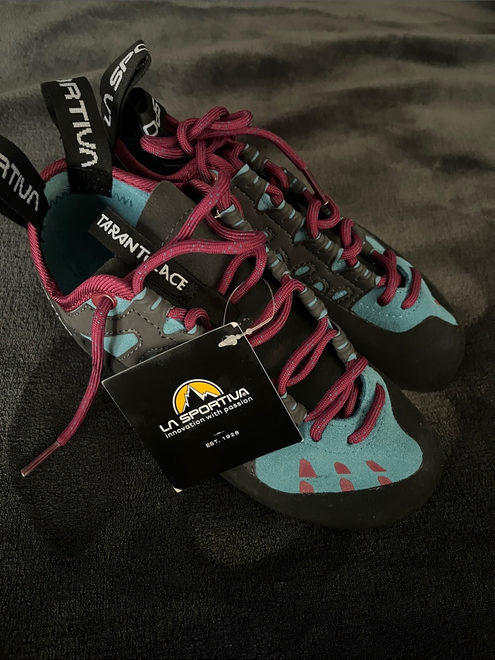 La Sportiva Women’s Tarantulace Size 37 Climbing Shoes New with Tags - no box